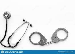 پیدا شدن تکه گاز استریل در بدن مرد میانسال