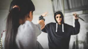 دفاع مشروع چیست